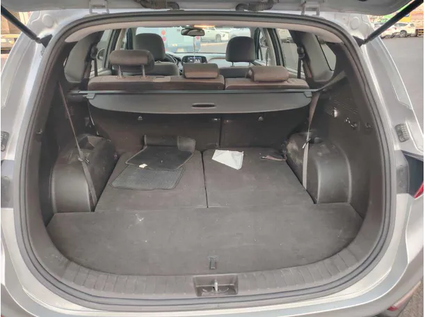 Car image 26