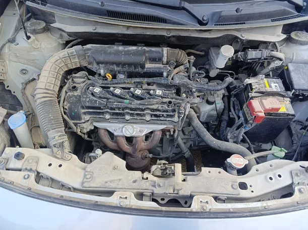 Car image 32