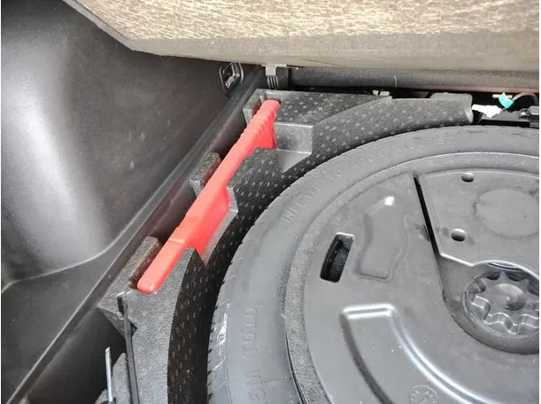 Car image 41