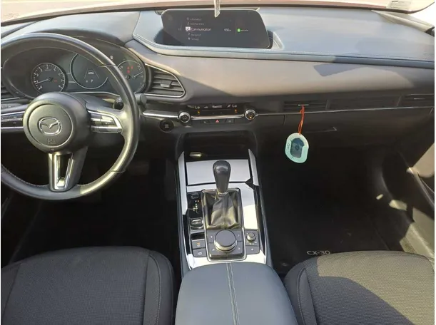 Car image 24