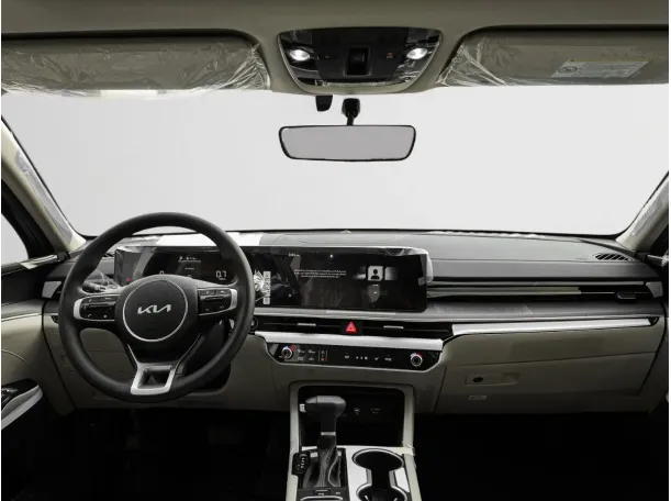 Car image 13