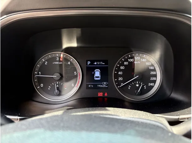 Car image 23