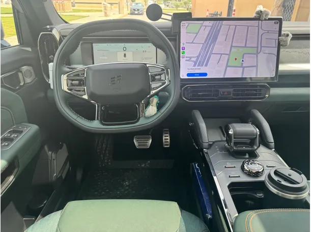 Car image 17