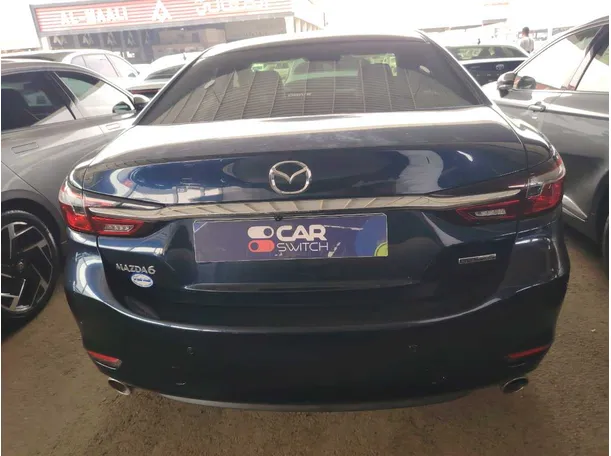 Car image 6