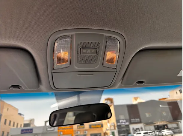 Car image 24