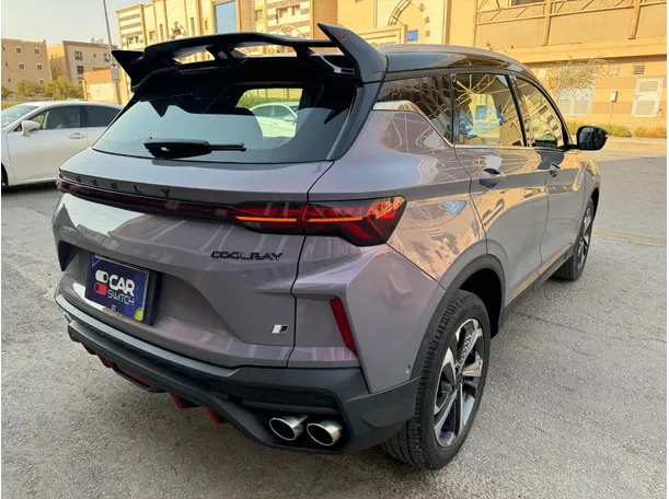 Car image 5