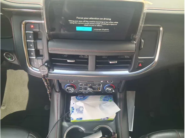 Car image 16