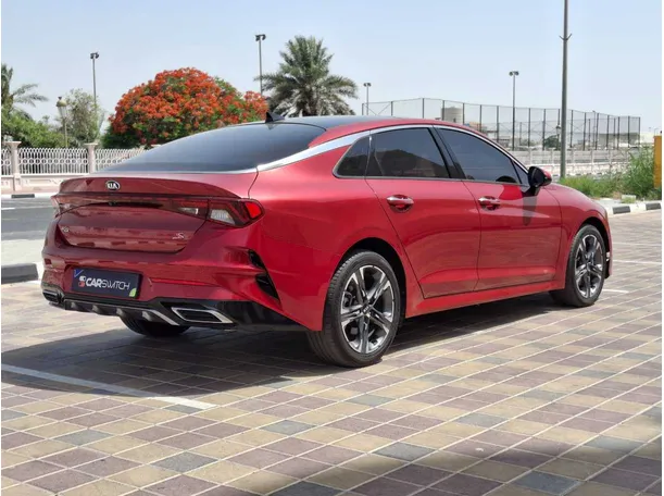 Car image 5