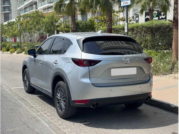 Car image 7