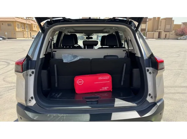 Car image 22