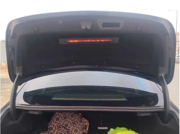 Car image 23