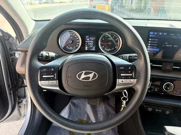 Car image 21