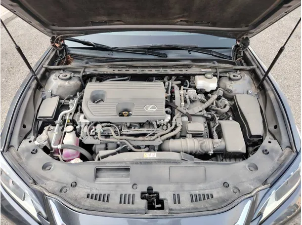 Car image 38