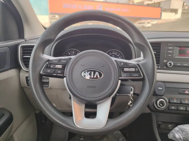 Car image 21