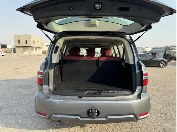 Car image 23