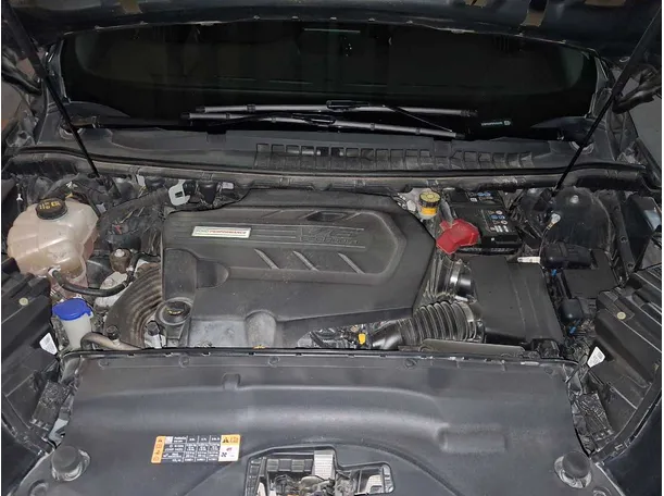 Car image 22