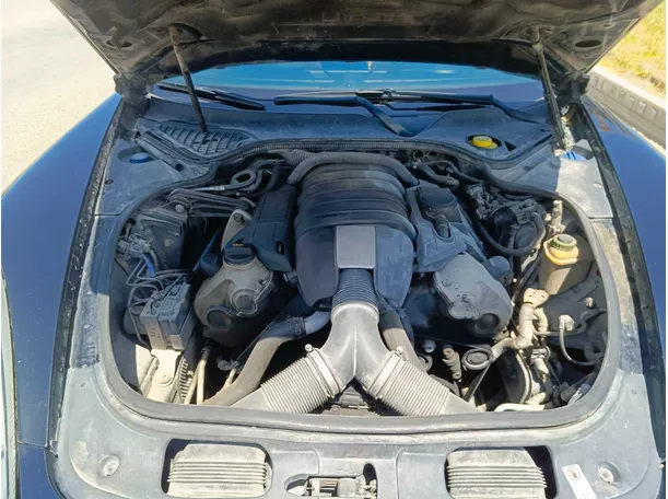 Car image 38