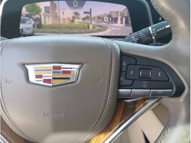 Car image 25