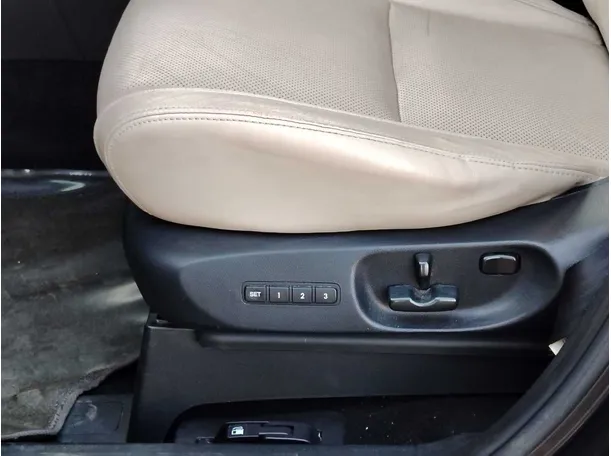 Car image 31