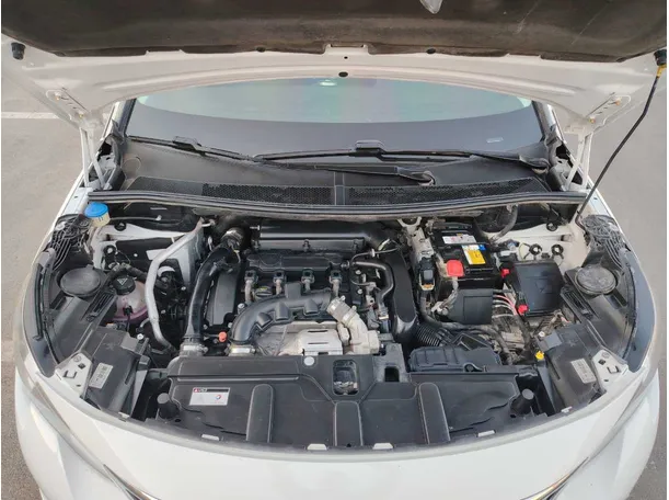 Car image 40