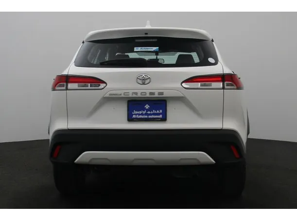 Car image 12