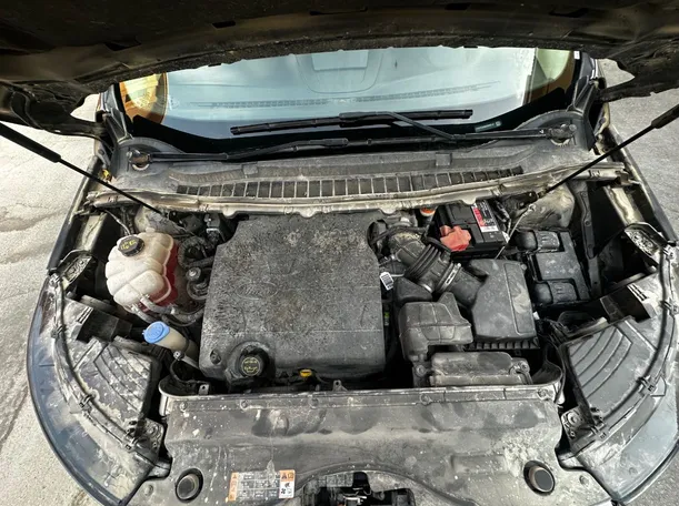 Car image 26