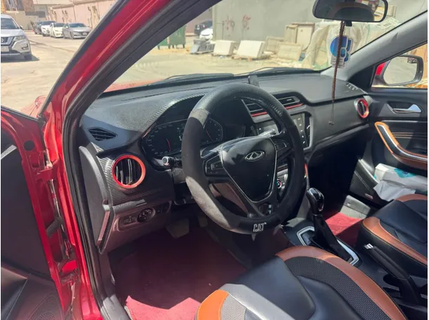 Car image 11
