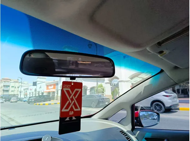 Car image 25