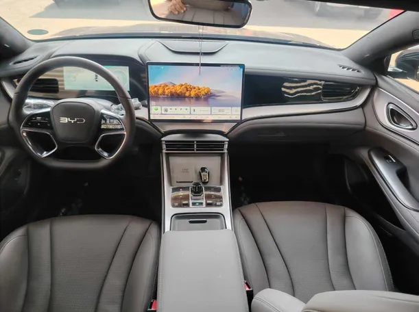 Car image 21