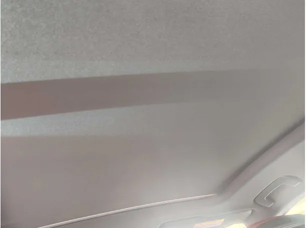 Car image 33