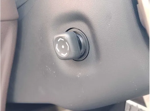 Car image 36