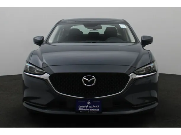 Car image 11