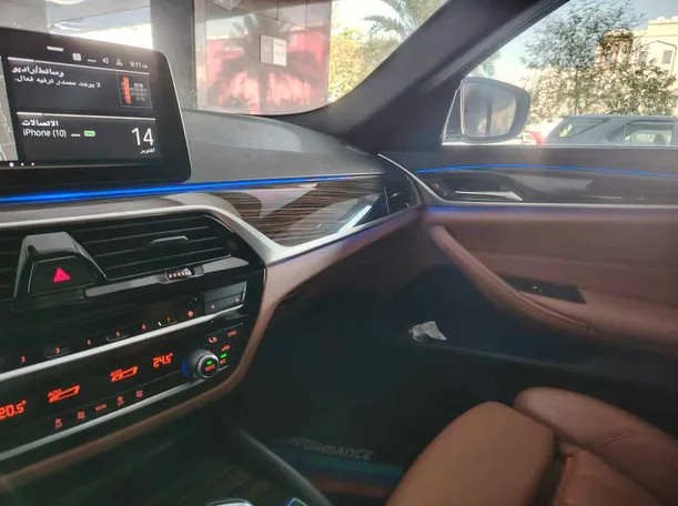 Car image 39