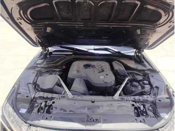 Car image 35