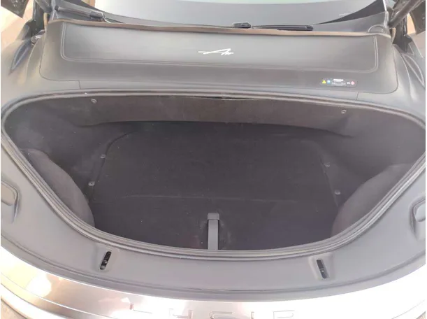 Car image 27