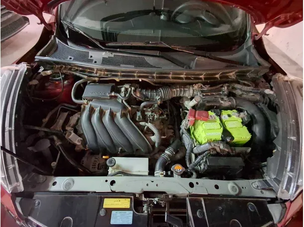 Car image 11