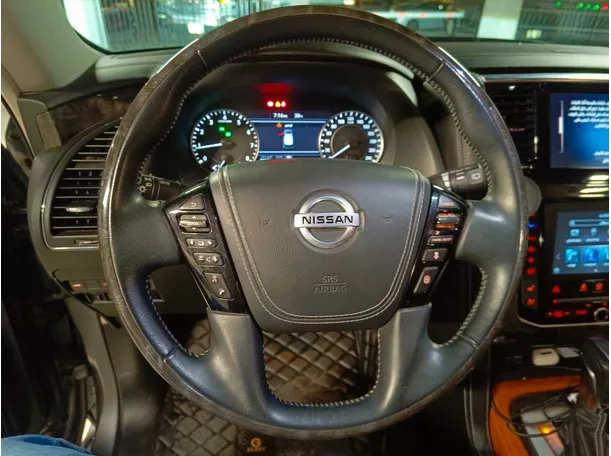 Car image 26