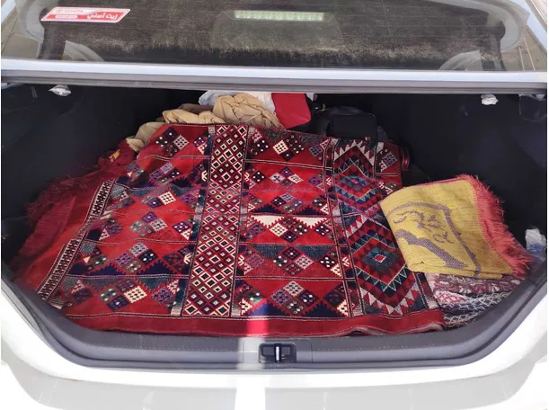 Car image 27