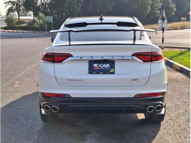 Car image 6
