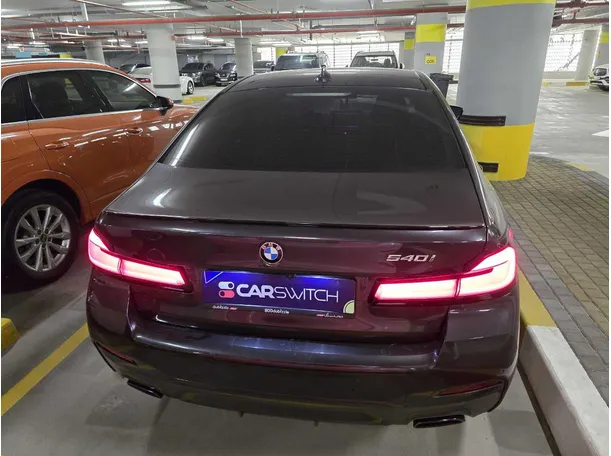 Car image 6