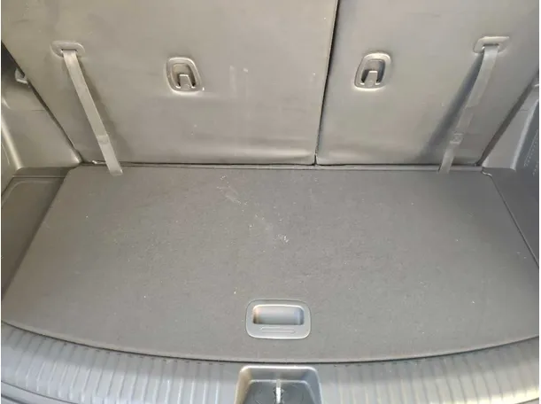 Car image 33