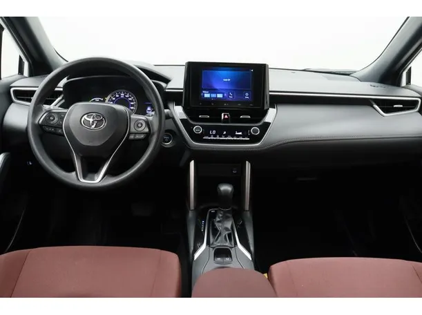 Car image 14
