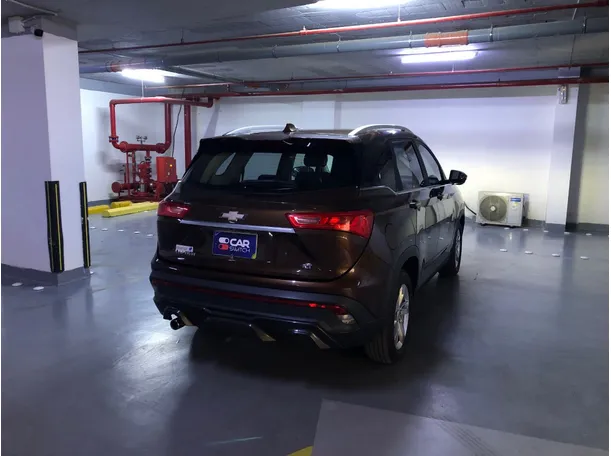 Car image 5