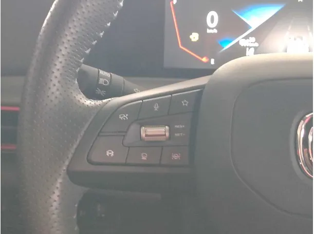 Car image 29
