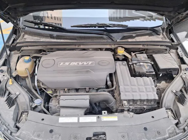 Car image 18