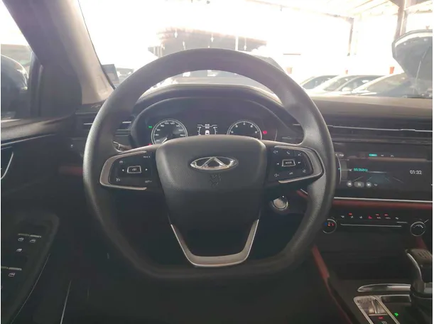 Car image 24