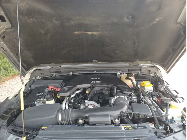 Car image 23