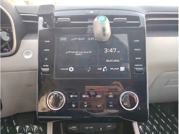 Car image 20