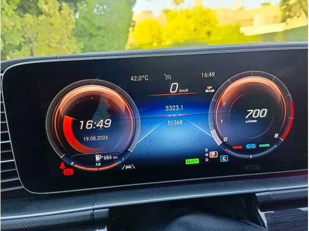Car image 33
