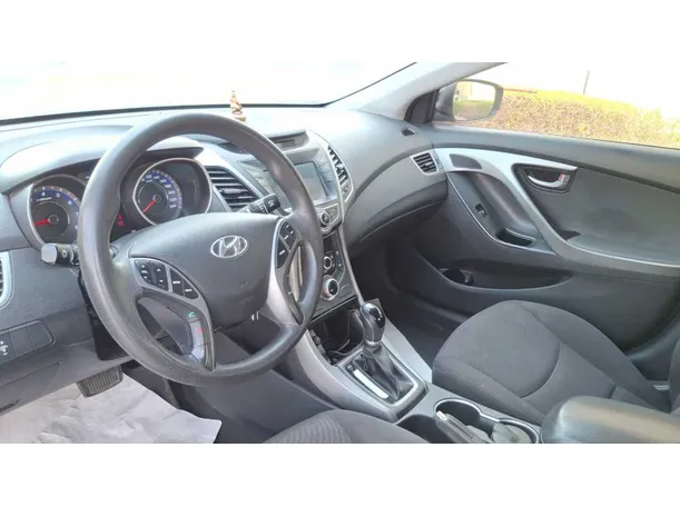 Car image 6